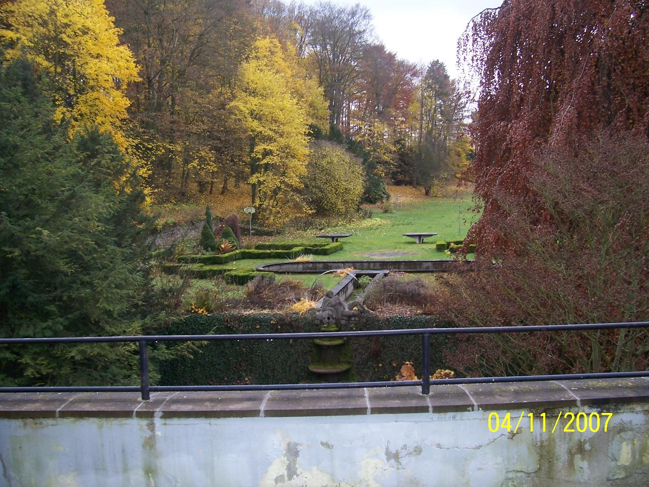 Blick in den Park auf der Südseite